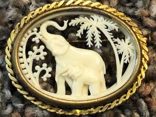 Vintage Brooch Celluloid Diorama Silhouette Elephant Creations France Depose