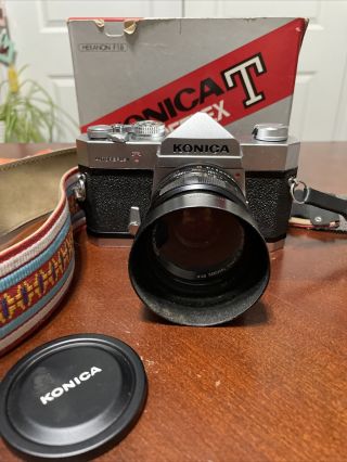 Vintage Konica Autoreflex T 35mm Camera And Lens Made in Japan 2