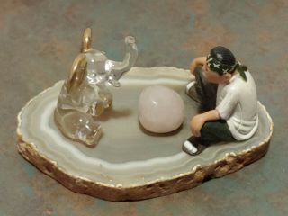 Vintage Glass Elephant And Playa W/rose Quartz Ball On Agate 22k Gold Accents