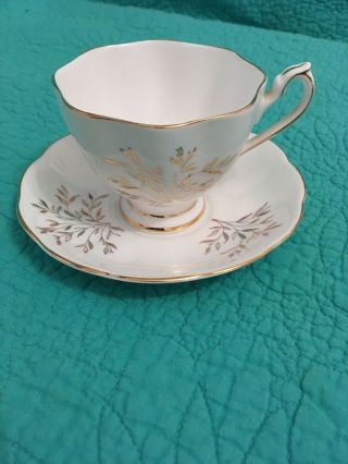 Vintage Queen Anne White/gold Leaves Bone China Teacup & Saucer Made In England