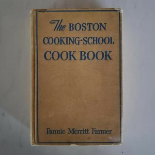 Vintage The Boston Cooking School Cookbook 1946 Housewife Wwii Era Fannie Farmer