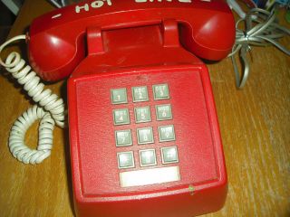 Vtg Conair Red Push Button Telephone,  Model Tt 2501,  White Cord