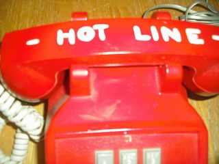VTG CONAIR RED PUSH BUTTON TELEPHONE,  MODEL TT 2501,  WHITE CORD 3