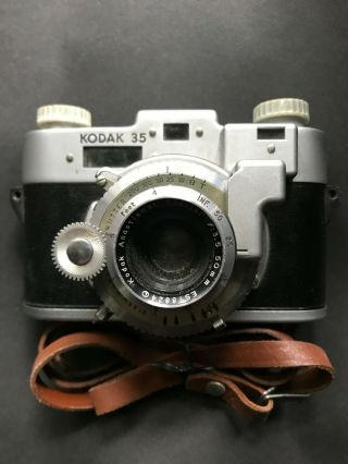 Kodak 35mm Camera: (vintage C.  40 