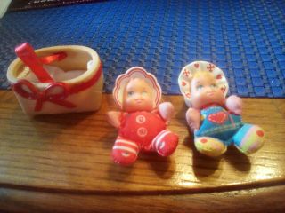 2 Vintage 1989 Lewis Galoob So Small Babies Red/white And Blue With Heart
