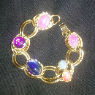 Vintage Signed Coro Cabochon Gold Tone Bracelet Charm Style Bracelet Pink Purple 2