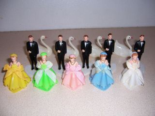 1960s Vtg Plastic Wedding Cake Decorations - Bride,  Groom,  Maids,  Best Man,  Swan