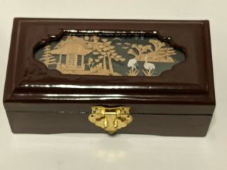 Vtg Chinese Jewelry Trinket Box Brown/cherry Lacquer Cork Carving Under Glass
