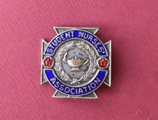 Vintage Student Nurses Association Pin Badge Nursing Collectable By Toye & Co