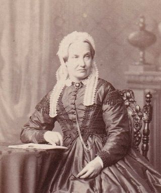 W S Parry Newcastle Portrait Of A Victorian Lady Antique Cdv Carte De Visite