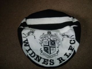 Vintage Widnes Rugby League Football Club Cap 1980s