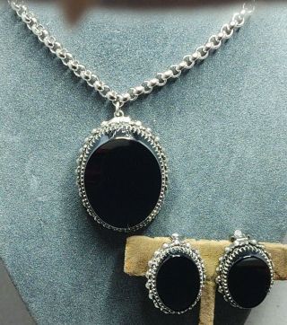 Vintage Signed Whiting Davis.  Co Necklace And Earrings Set