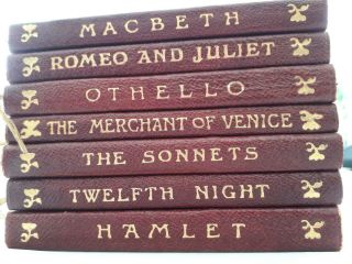 7 X The Temple Shakespeare - Leather - Macbeth,  Hamlet All Have Dust Jackets