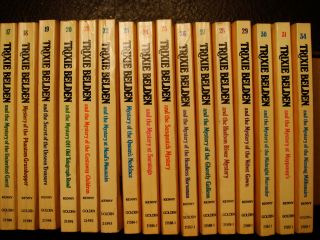 16 Vintage Trixi Belden Mystery Paperback Books 