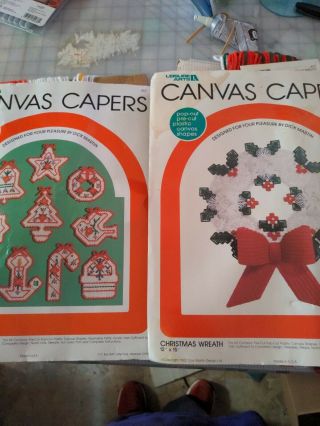 2 Vintage Leisure Arts Canvas Capers Xmas Kits Wreath And Ornaments