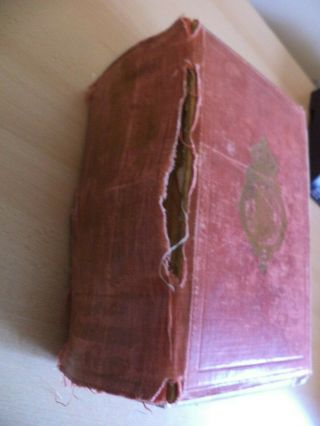 Burkes Peerage 1937 Gentry Old Vintage Large Hardback Book Arts Crafts Scraps