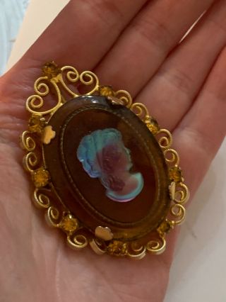 Vtg Signed Celebrity Ny Amber Glass Cameo Brooch Pin Pendant Gold Tone