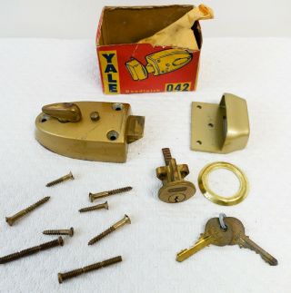 Vintage Yale No.  042 Deadlatch Deadlock Door Rim Latch Security Lock Parts
