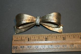 Vintage Gold Tone & Rhinestone V.  S.  Signed Ribbon Bow Pin Brooch (e - 24,  86)