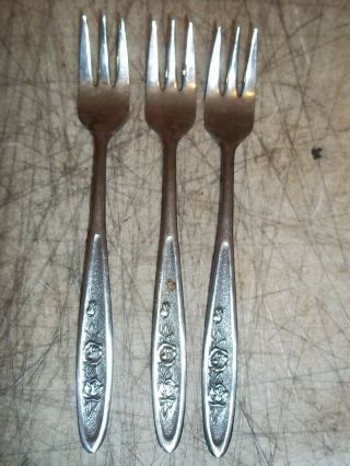 3 Vintage Retired Ekco Eterna Country Garden Ss Seafood Cocktail Oyster Forks