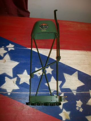 Vintage Fred Bear Archery Recurve Bow 8 Arrow Quiver 1 Green