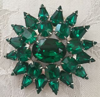 Juliana Vintage Emerald Green Tear Drop Oval Rhinestone Silver T Layered Brooch