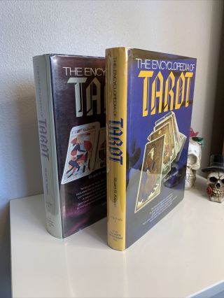The Encyclopedia Of Tarot,  Volume 1 & 2 By Stuart R.  Kaplan (english) Hc/dj/vg