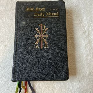 Saint Joseph Daily Missal Confraternity Version Edited,  Hugo Hoever 1961 Vintage