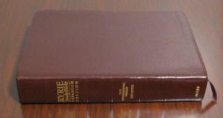 Ryrie Study Bible Expanded Edition Maroon Leather Red Letter Niv Moody 1994