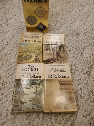 J.  R.  R.  Tolkien 4 Book Gold Box Set Ballantine Vintage Hobbit Lord Of The Rings