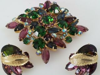 ✨Estate Find Vintage Unsigned Brooch And Signed Weiss Clip on Earrings 2