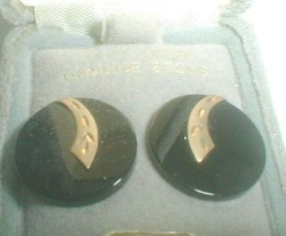 Vintage Never Worn 14k Yellow Gold Black Onyx Circle Post Back Earrings