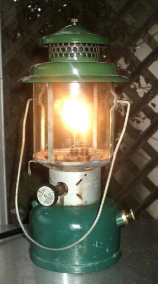 Vintage 1956 Coleman Double Mantle Lantern Model 220E Lights 2