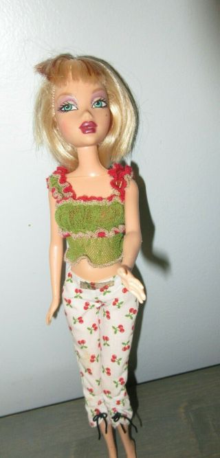 Barbie My Scene Delancey Doll Highlighted Short Hair Bangs Dressed Rare