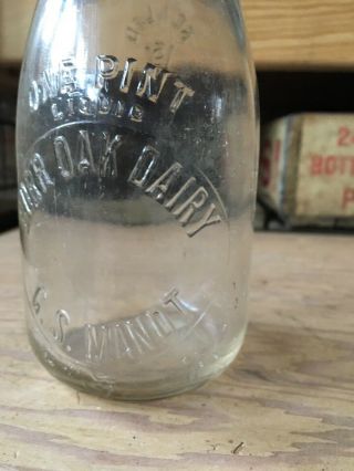Vintage Pint Milk Bottle Burr Oak Dairy G.  S.  Mandt Madison Wisconsin 3