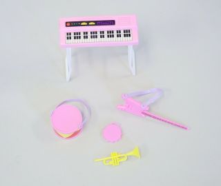 1992 Mattel Barbie Musical Instruments Set 9433 Drum Trumpet Keyboad Guitar