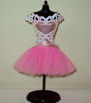 Barbie Fashionistas Night Looks Party Dress D608