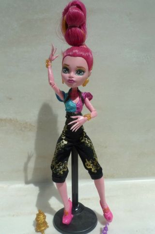 Gigi Grant - 13 Wishes/signature - Monster High - Doll,  Pet,  Lantern & Bracelets