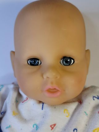 VINTAGE EEGEE BABY DOLL 19RG On The Neck.  18 Inches. 2
