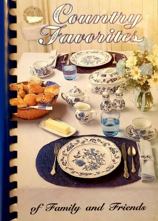 1995 Vintage Cookbook Country Favorites Of Family And Friends By Lucy Kiel