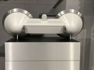 B&O Bang and Olufsen Beosound 8 with 2nd set of SPECIAL EDITION Grills. 4