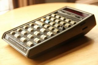 HP - 67 Hewlett Packard Scientific Calculator w/ Box,  Case,  Manuals,  Cards,  etc. 3