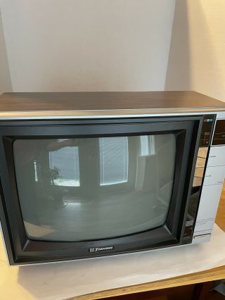 Vintage 1980s Emerson Color Tv Television 13 " Inch Model Ecr1350 W/cords