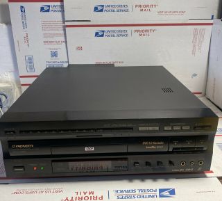 Pioneer Dvl - V888 Combo Dvd Ld Karaoke Laserdisc Vcd Cd Movie Player / No Remote