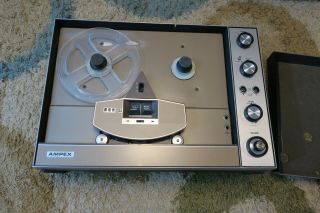 Vintage Ampex 1000 Series 1070 Tube R2r Reel To Reel Tape Recorder As - Is No Powr