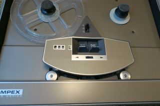 Vintage AMPEX 1000 Series 1070 Tube R2R Reel to Reel Tape Recorder AS - IS No Powr 3