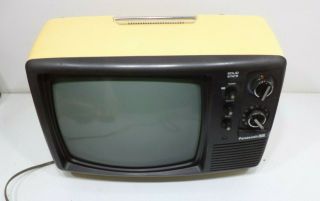 Panasonic B&W TV Vintage LTD TR - 802 YELLOW 1976 Black & White Retro Gaming 3