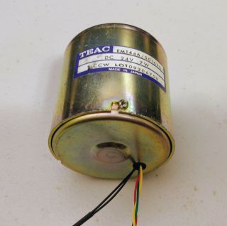 Teac EM1446 Capstan Motor DC 24V 7W,  with pulley - Read for details 3
