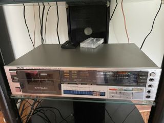 Teac V - 707rx,  Auto Reverse Cassette Deck Good And Cosmetic
