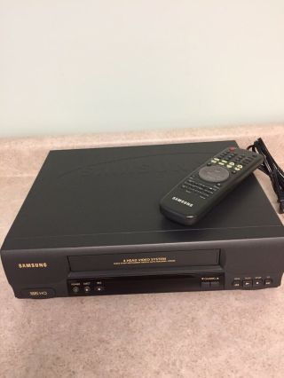 Samsung Vcr 4 Head Vhs Player Model Vr5608 W Remote & Cables